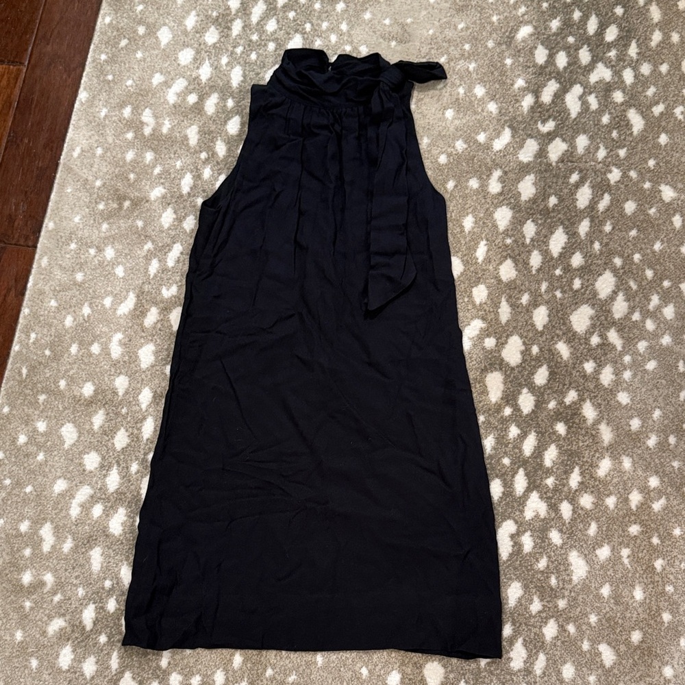 Ann Taylor Black Sleeveless Dress with Bow Accent. Size 00 - Picture 1 of 4